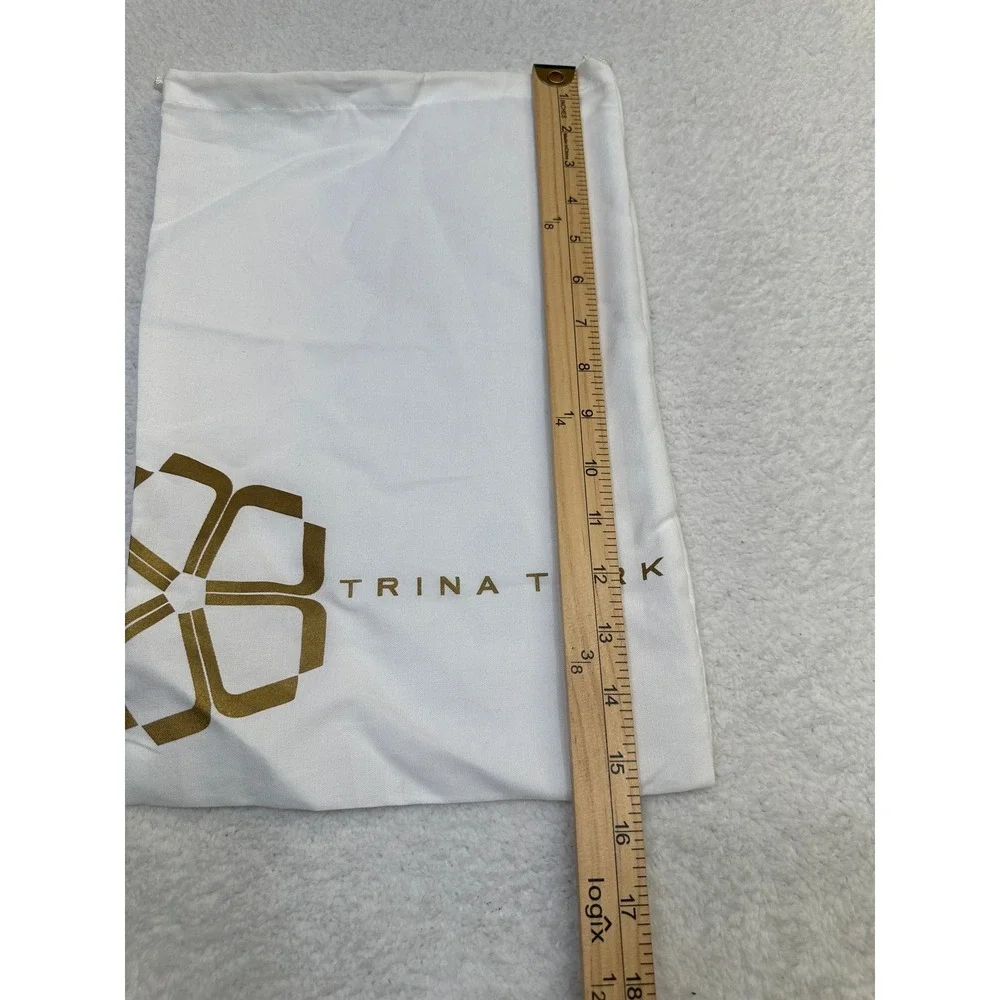 TRINA TURK White Drawstring Pouch Bag Dust Bag For Shoes Accessories-New no tags